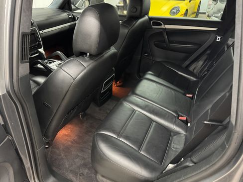 Used 2008 Porsche Cayenne Turbo AWD/4WD image 20