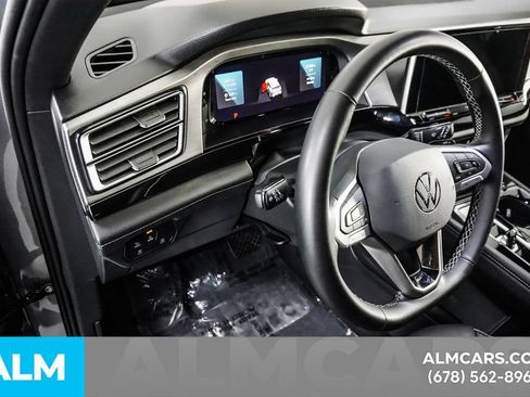 Used 2026 Volkswagen Atlas Cross Sport SE AWD/4WD image 29
