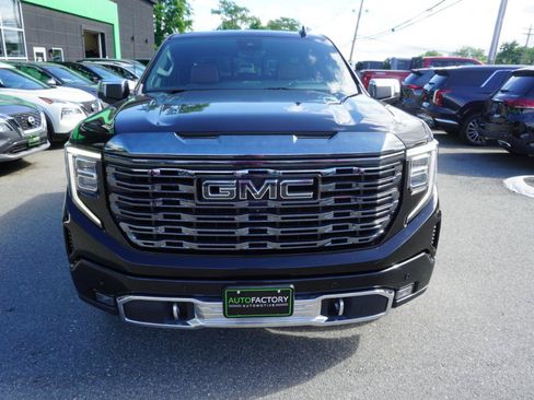 Used 2023 GMC Sierra 1500 Denali Ultimate AWD/4WD image 3