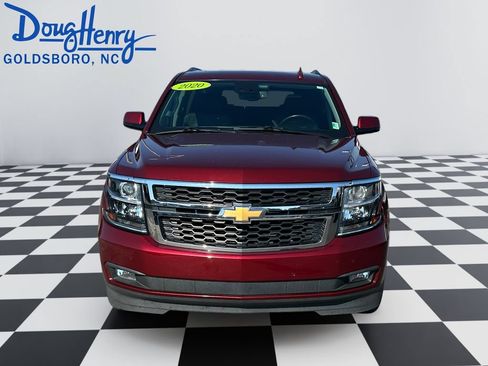 Used 2020 Chevrolet Suburban LT RWD image 8