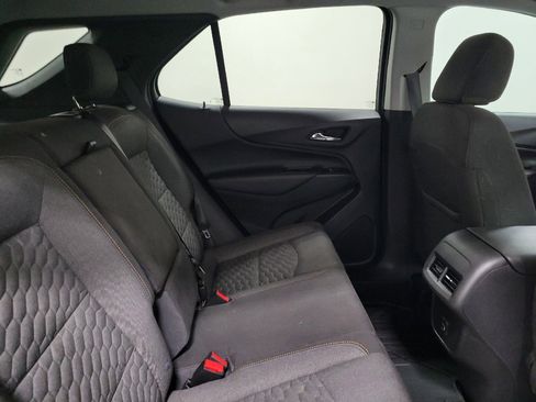Used 2020 Chevrolet Equinox LT FWD image 19