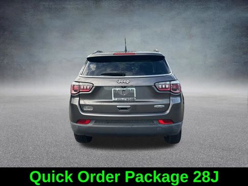 Certified 2019 Jeep Compass Latitude FWD image 6