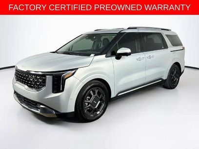 Used 2025 Kia Carnival SX