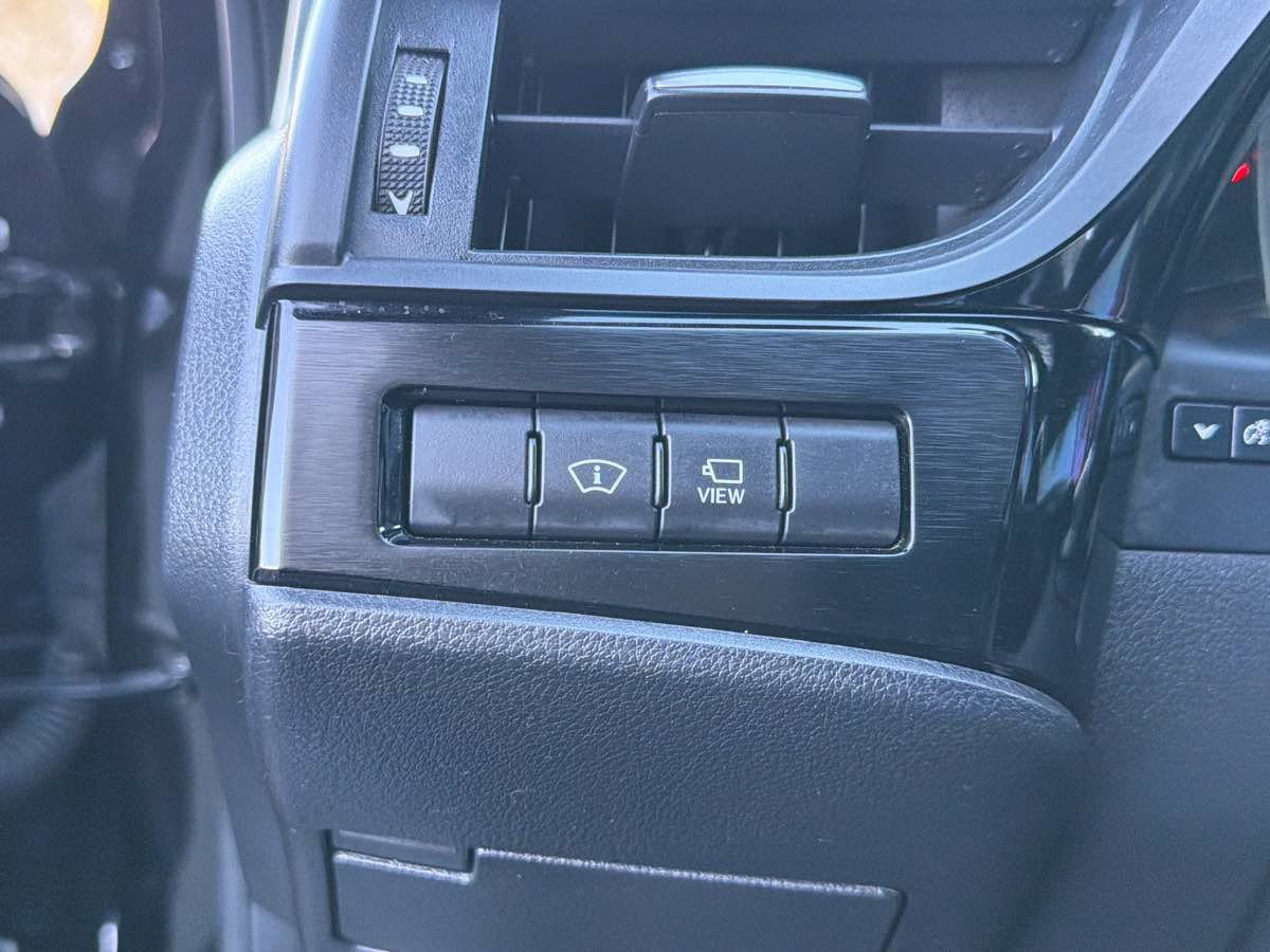Used 2024 Lexus ES 300h F Sport w/ Accessory Package (Z1) FWD image 24