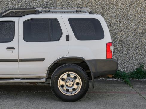 Used 2004 Nissan Xterra XE RWD image 14
