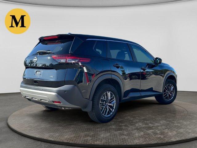 Used 2023 Nissan Rogue S AWD/4WD image 5