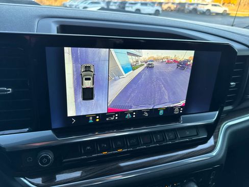 Certified 2022 Chevrolet Silverado 1500 LT Trail Boss w/ LT Trail Boss Premium Package image 26