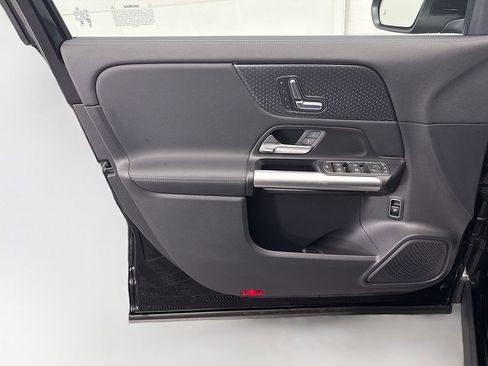 Certified 2025 Mercedes-Benz GLA 250 image 22