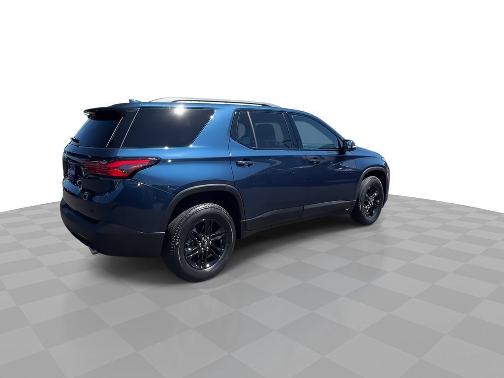 Used 2023 Chevrolet Traverse LT w/ Midnight/Sport Edition AWD/4WD image 8