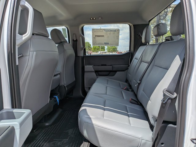New 2026 Ford F250 XL w/ XL Chrome Package AWD/4WD image 46