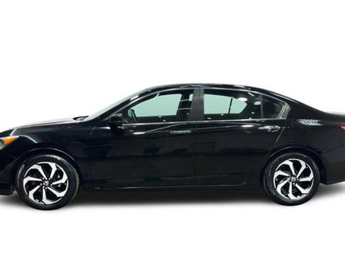 Used 2017 Honda Accord EX-L image 1