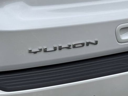 Used 2023 GMC Yukon Denali Ultimate AWD/4WD image 53