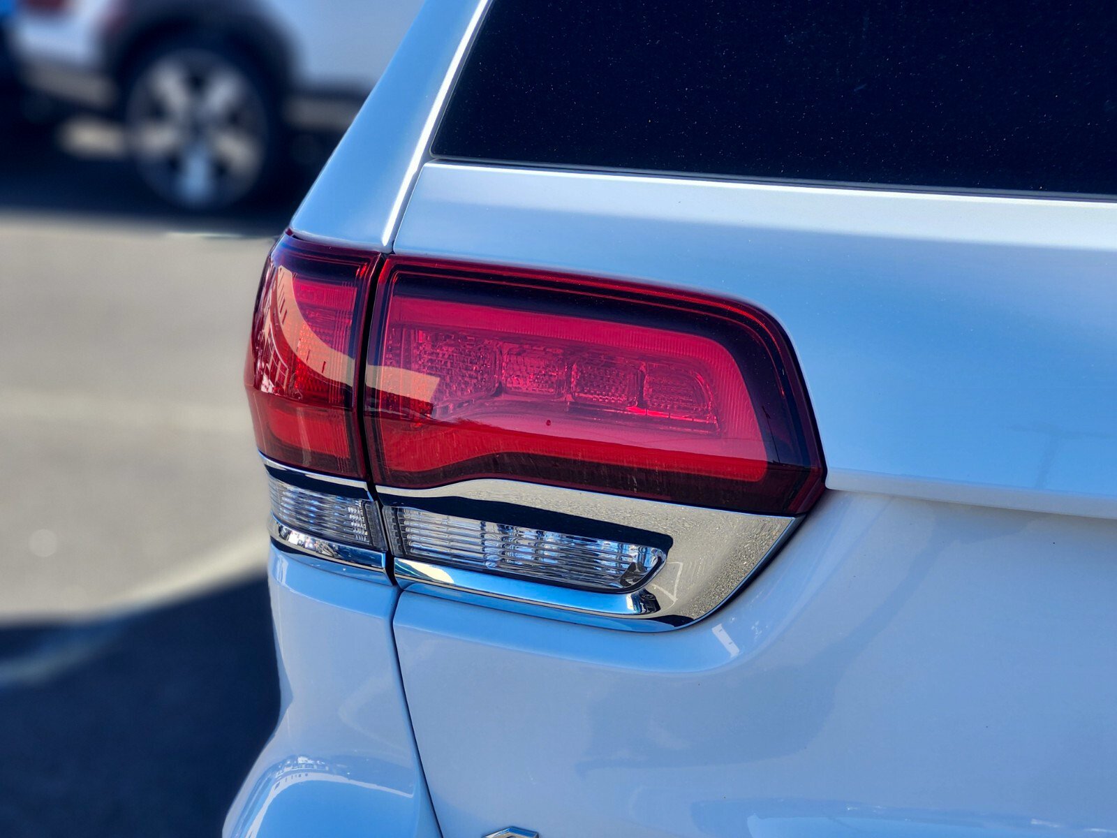 Used 2021 Jeep Grand Cherokee Laredo X AWD/4WD image 8
