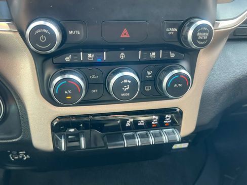 Used 2019 RAM 2500 Laramie AWD/4WD image 24