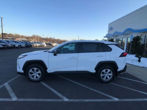 Used 2023 Toyota RAV4 LE image 6