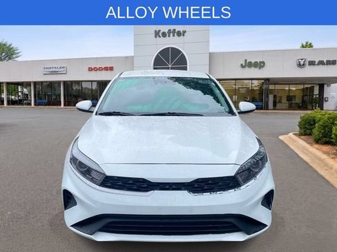 Used 2024 Kia Forte LXS FWD image 3