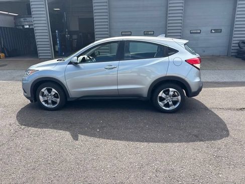 Used 2020 Honda HR-V LX image 1