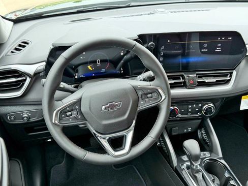 New 2026 Chevrolet TrailBlazer LT FWD image 16