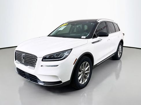 Used 2022 Lincoln Corsair AWD w/ Premium Package image 3
