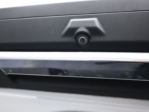 Used 2022 Ford F250 Lariat w/ Chrome Package image 37