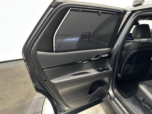 Used 2023 Hyundai Palisade Calligraphy image 26