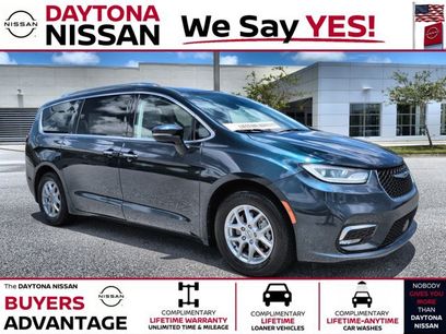 Used 2021 Chrysler Pacifica Touring-L
