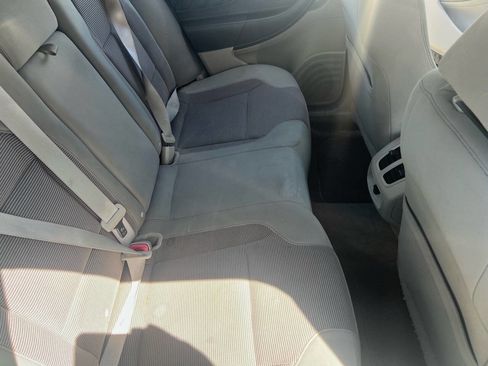 Used 2010 Ford Taurus SEL image 20