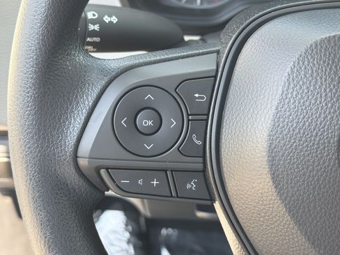Used 2024 Toyota Corolla LE FWD image 24