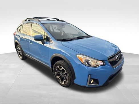 Used 2016 Subaru Crosstrek 2.0i Premium AWD/4WD image 9