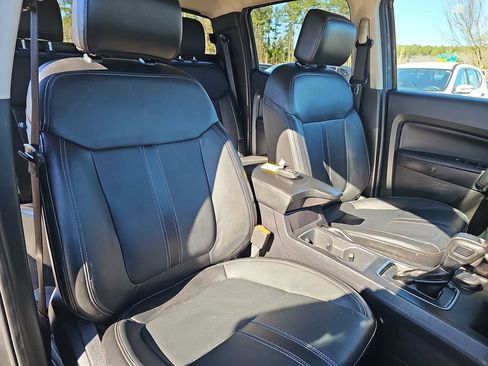 Used 2022 Ford Ranger Lariat w/ Equipment Group 501A High image 13