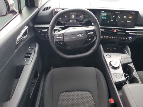 New 2026 Kia Sportage S image 13