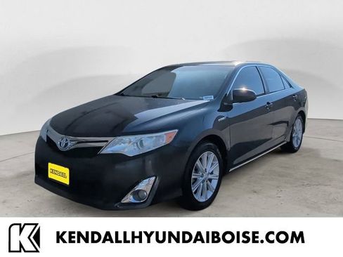 Used 2014 Toyota Camry XLE w/ Leather Package image 1