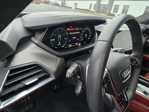 Used 2024 Audi RS e-tron GT w/ Carbon Performance Package image 21