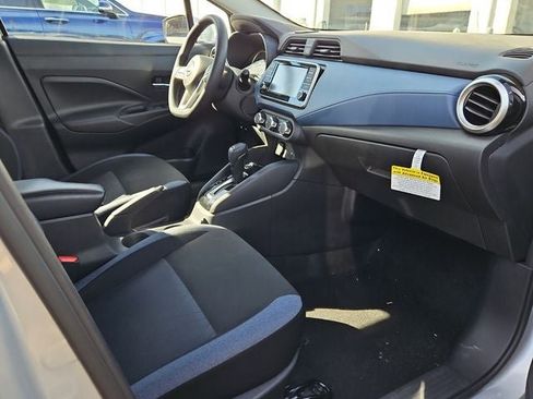 Used 2025 Nissan Versa SV w/ Trunk Package image 12