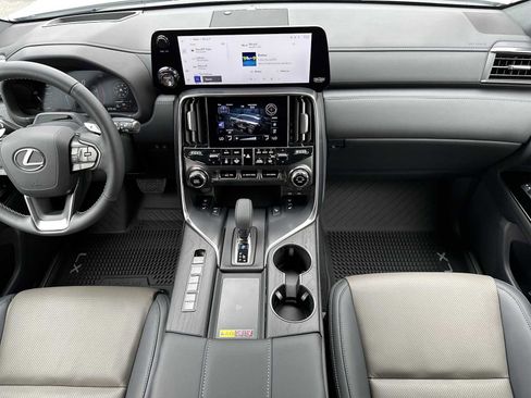 Used 2026 Lexus LX 700h Overtrail image 13