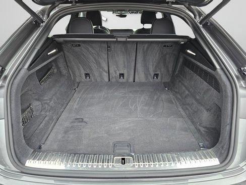 Used 2019 Audi Q8 Prestige w/ Towing Package image 21