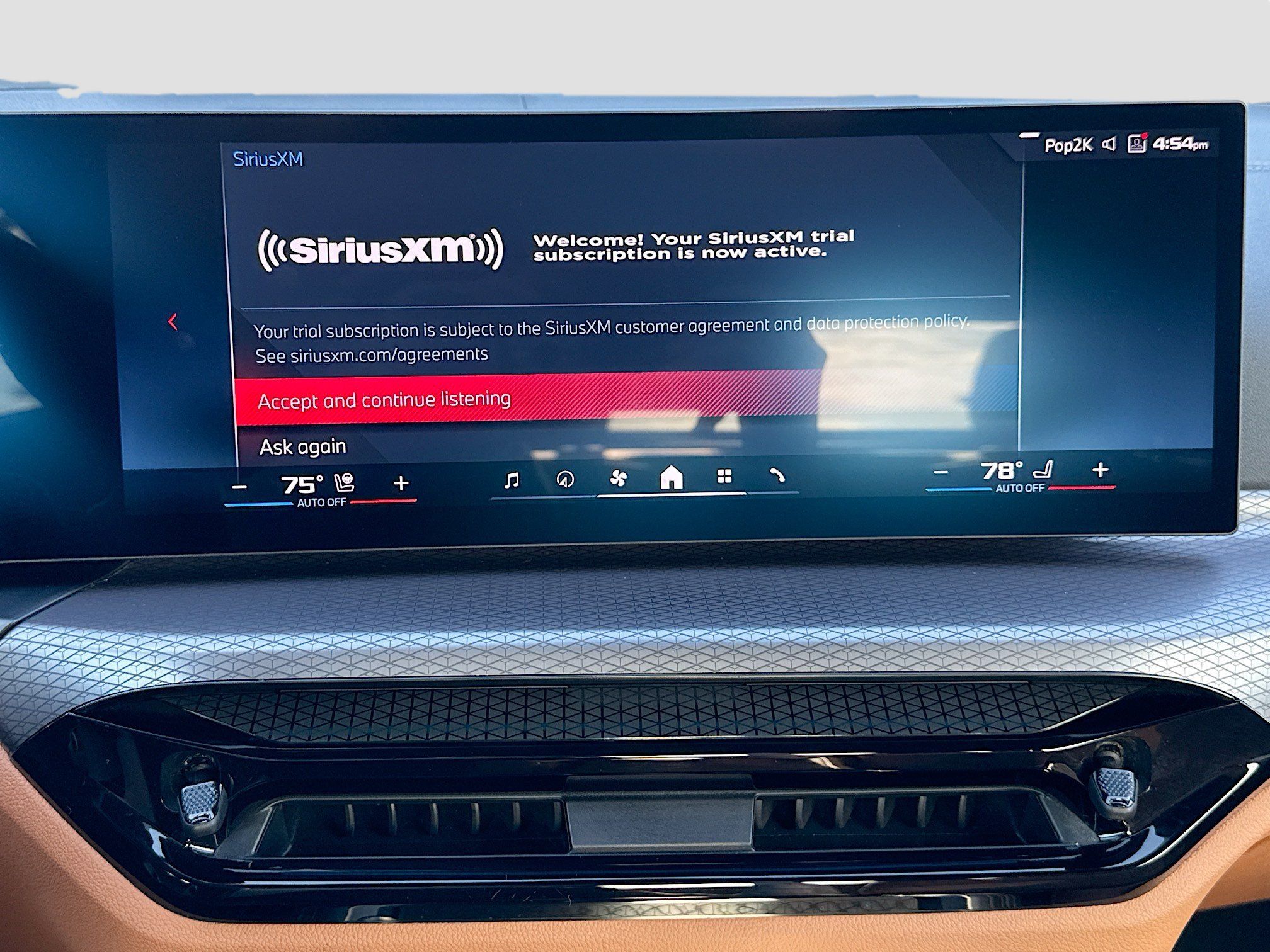 Used 2025 BMW M440i Convertible RWD image 29