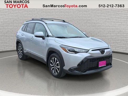 Used 2024 Toyota Corolla Cross AWD Hybrid image 3