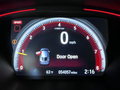 Used 2018 Honda Civic Type R image 11