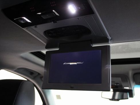 Used 2017 Chevrolet Tahoe LT image 11