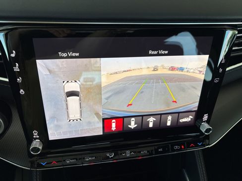 New 2026 Jeep Grand Wagoneer Summit image 30