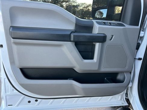 Used 2019 Ford F350 XL w/ Power Equipment Group image 17