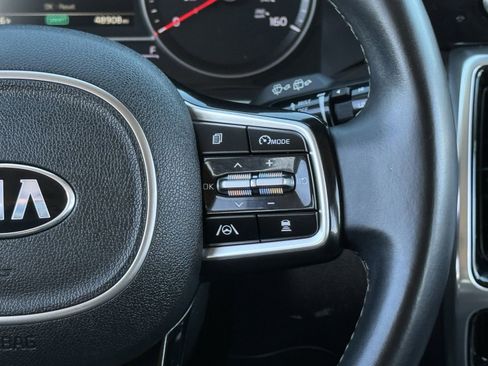 Used 2021 Kia Sorento SX image 16