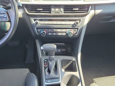 Used 2019 Kia Optima S FWD image 16