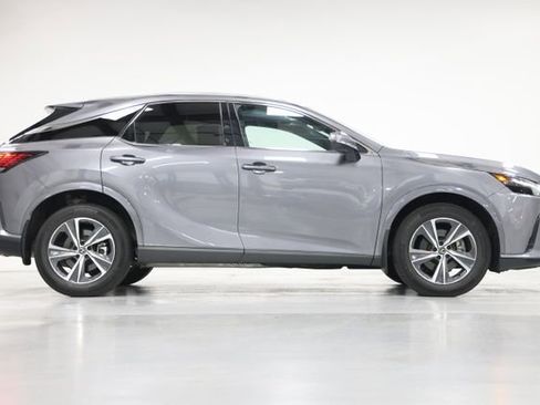 Used 2023 Lexus RX 350 Premium w/ Accessory Package AWD/4WD image 18