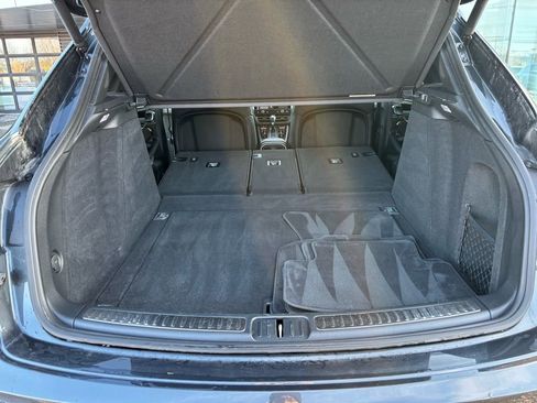 Certified 2023 Porsche Macan image 25