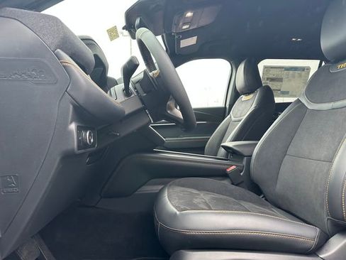New 2026 Ford Explorer Tremor w/ Tremor Convenience Package image 10