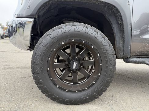 Used 2015 Toyota Tundra SR5 image 9