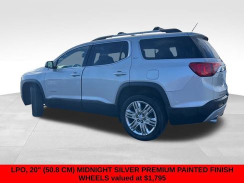 Used 2017 GMC Acadia SLT image 3