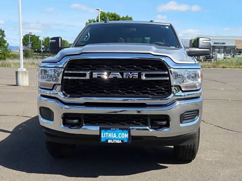 Used 2024 RAM 2500 Tradesman w/ Chrome Appearance Group AWD/4WD image 3
